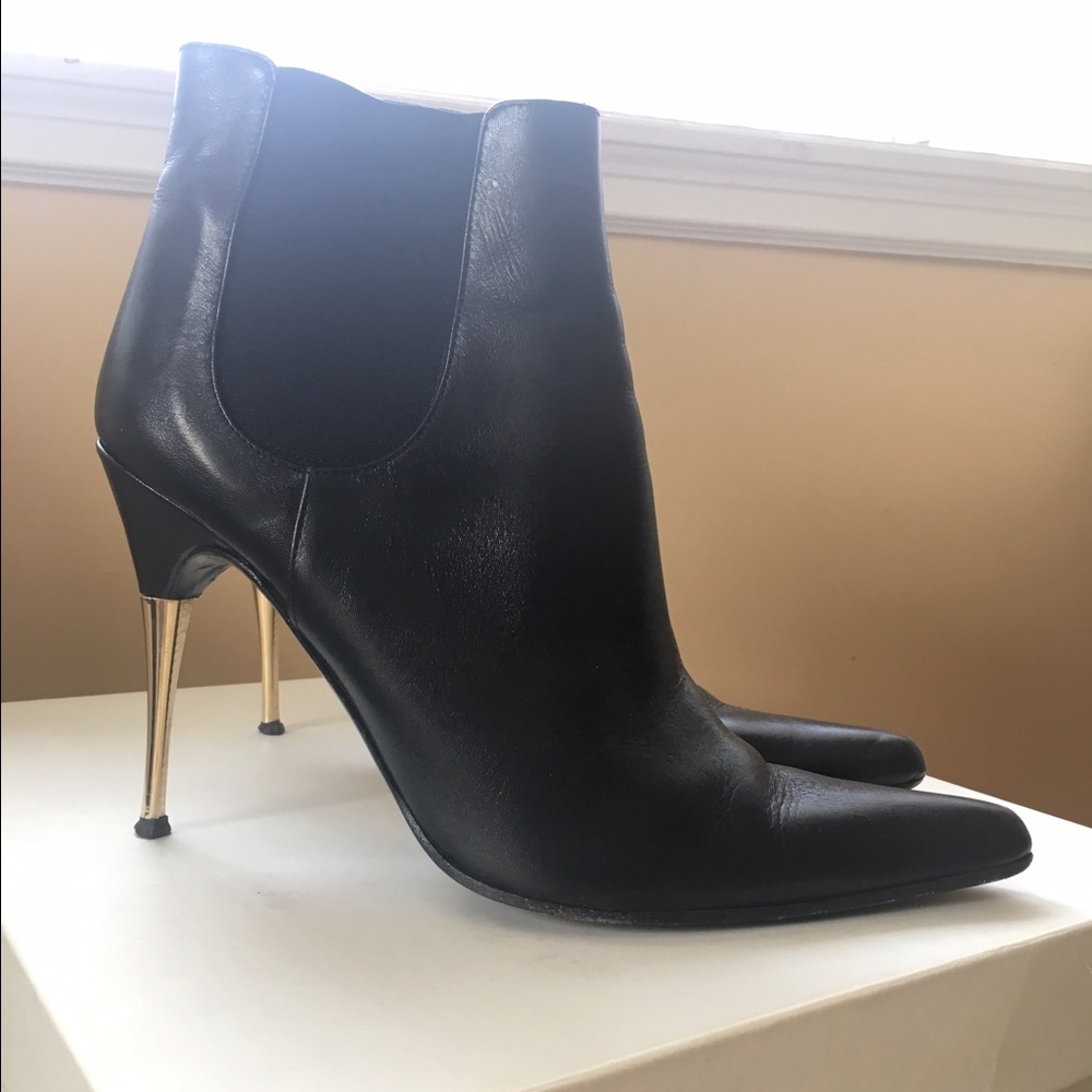 Dolce & Gabbanna Leather Ankle Booties